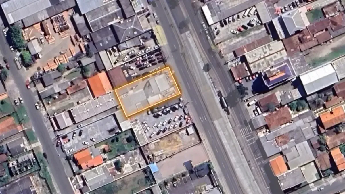 Vista aérea — perímetro do lote de 561 m²
